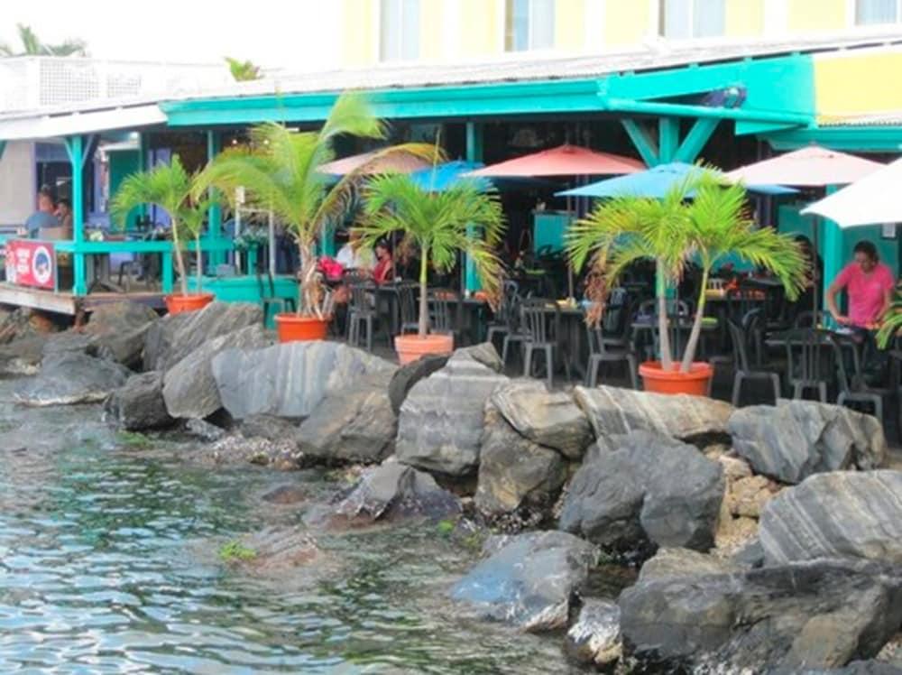 Caravelle Hotel Christiansted Exterior photo